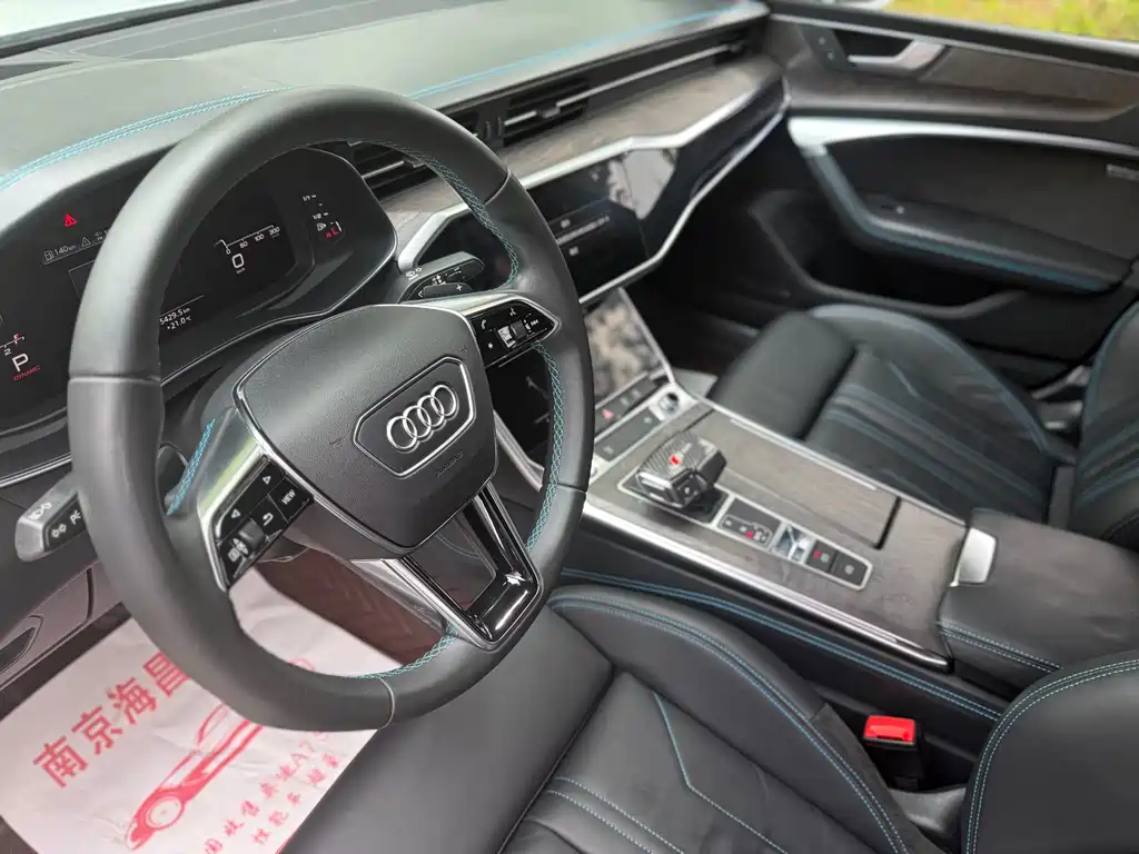 Audi A7 — фото 7