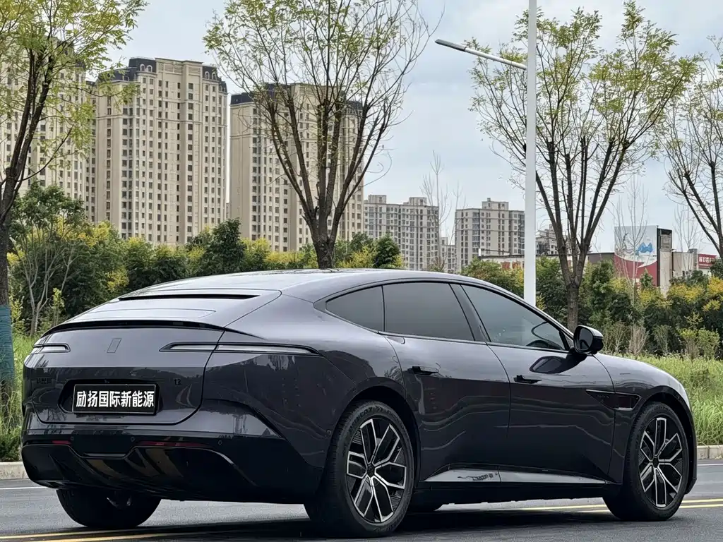 Avatr Avatr 12 — фото 9