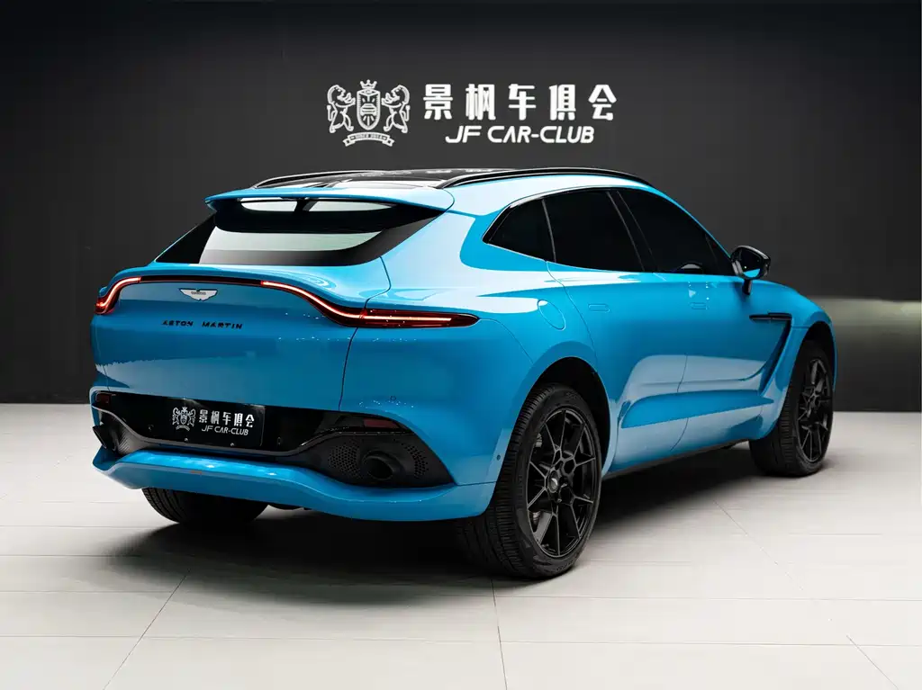 Aston Martin DBX — фото 6
