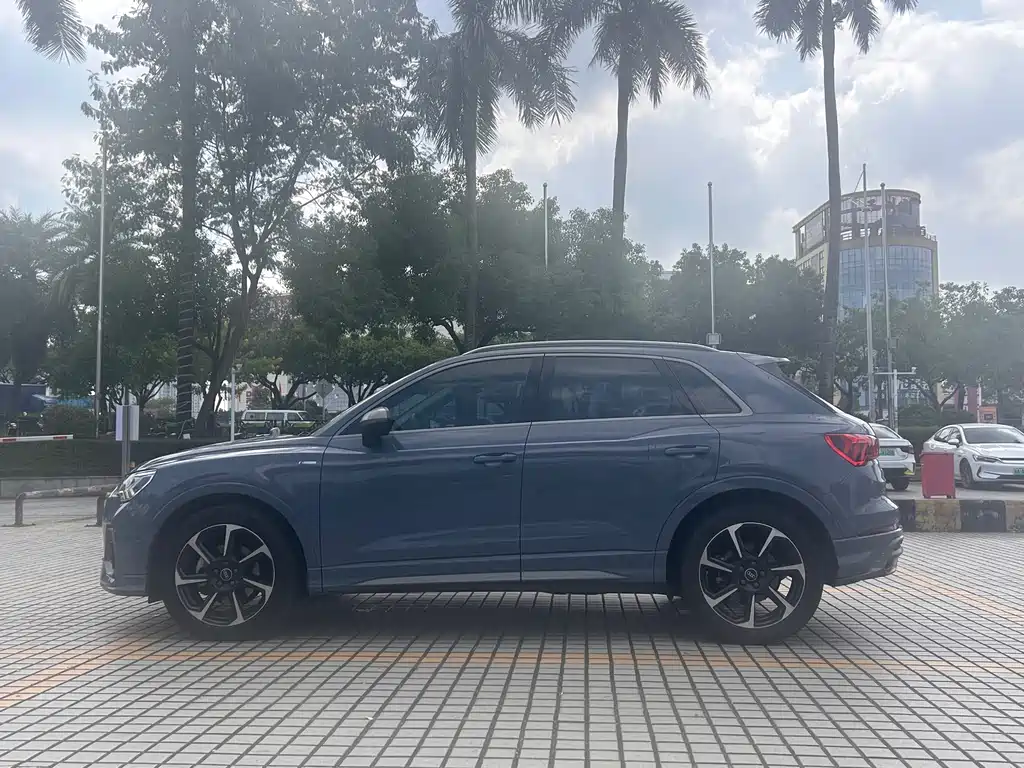 Audi Q3 Sportback — фото 5