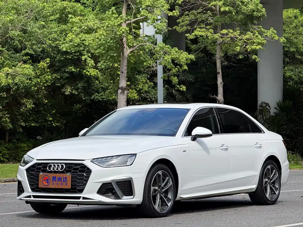 Audi A4L — фото 2