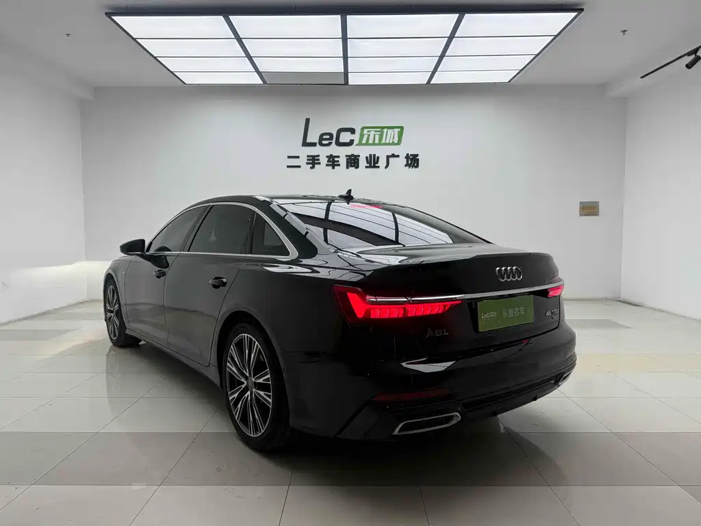 Audi A6L — фото 5