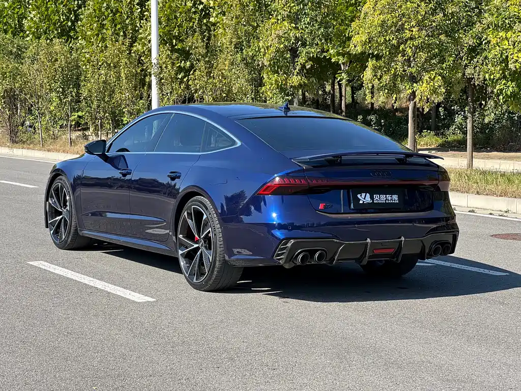 Audi A7 — фото 4