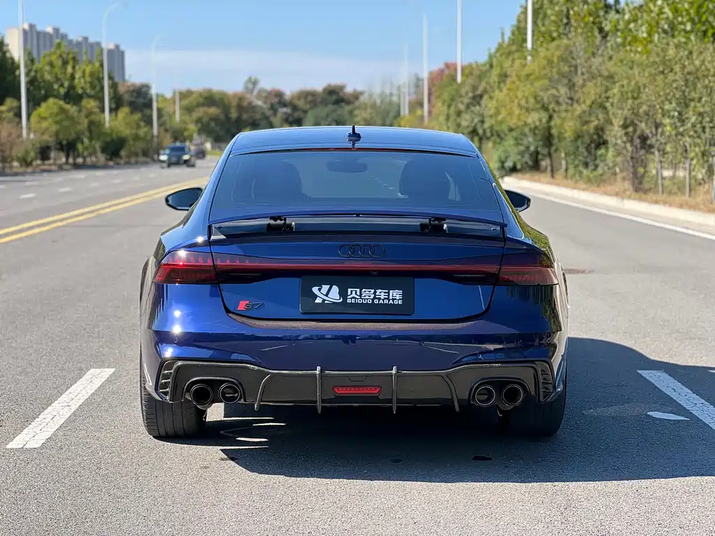 Audi A7 — фото 5