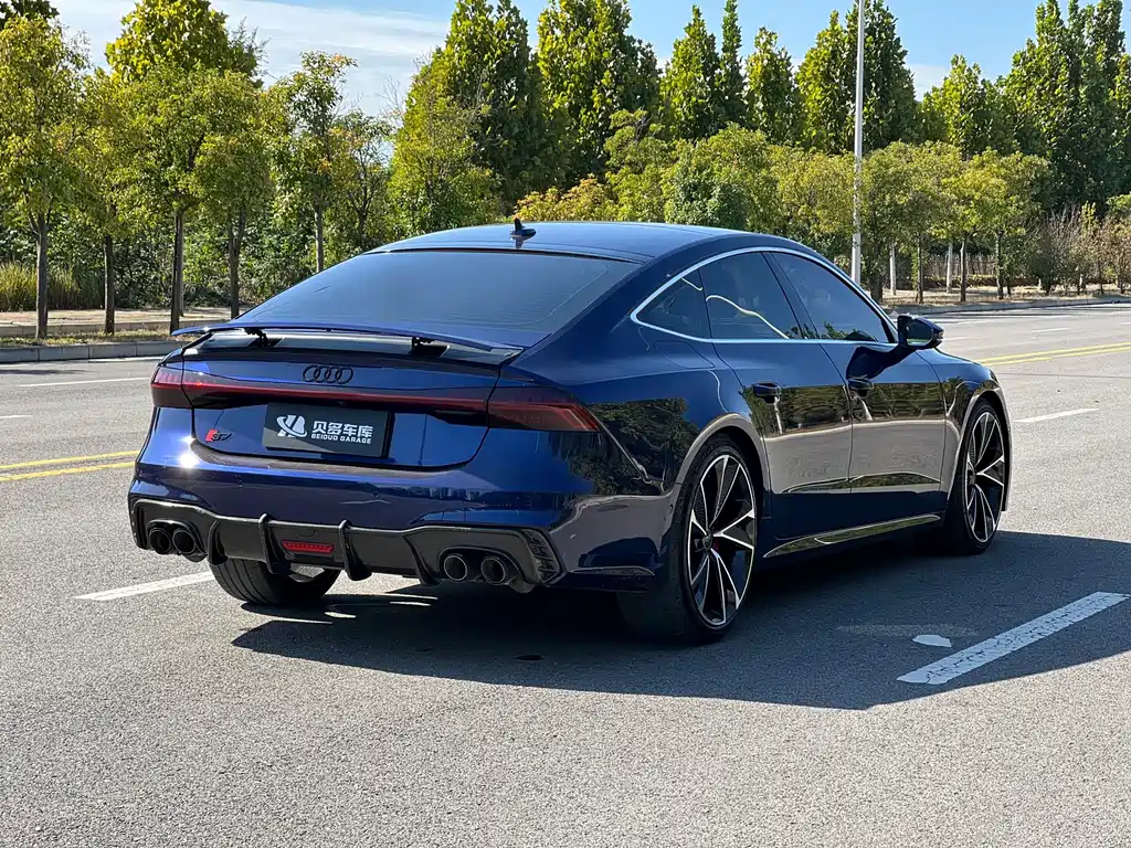 Audi A7 — фото 6