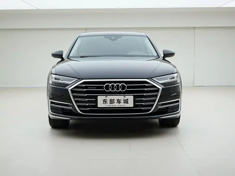 Audi A8 — фото 2