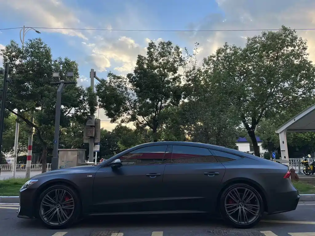 Audi A7 — фото 8