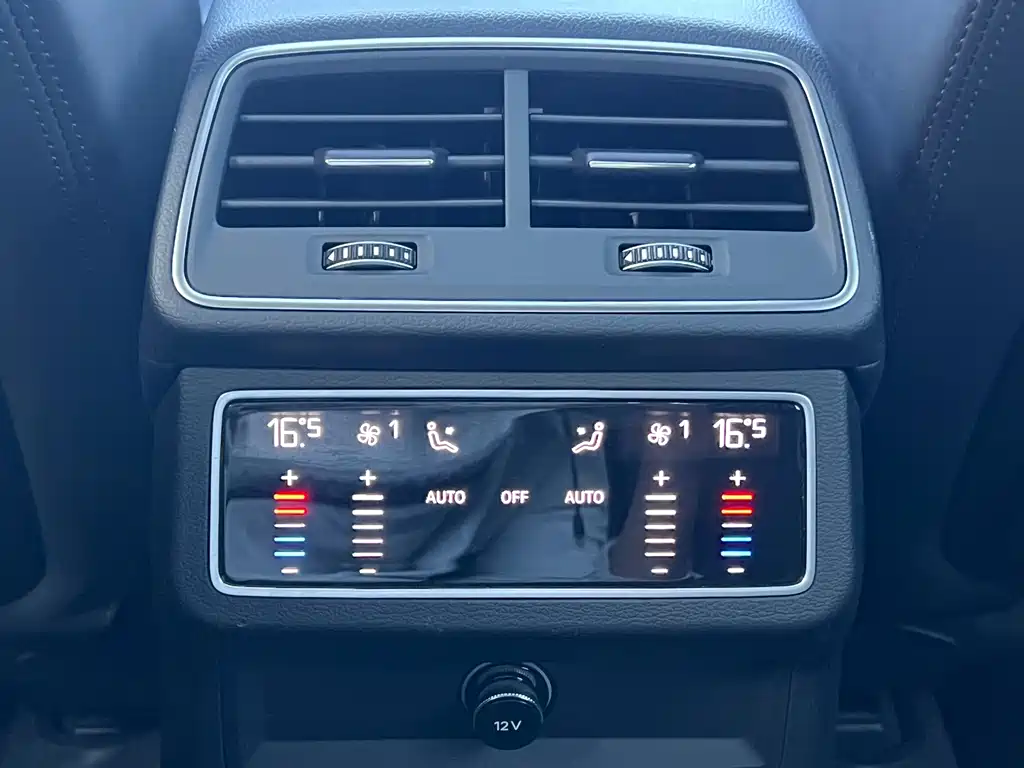 Audi A7 — фото 17