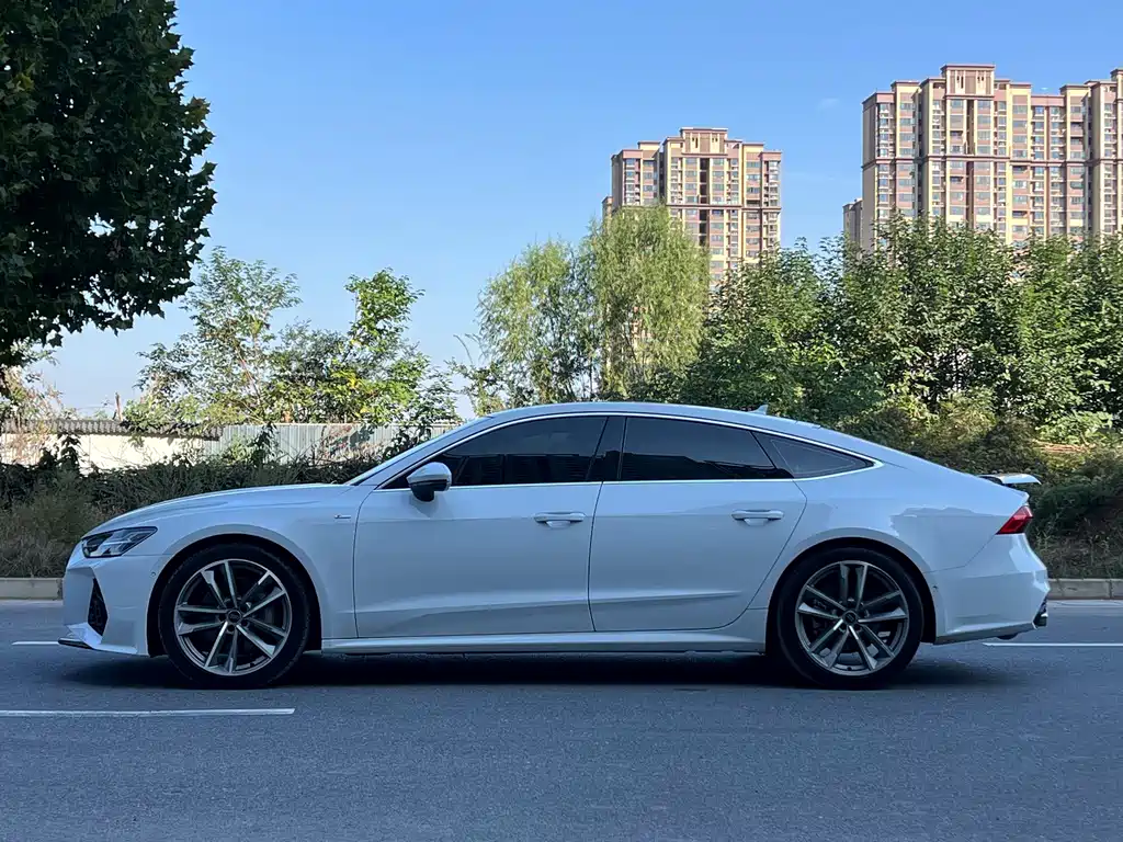 Audi A7 — фото 3