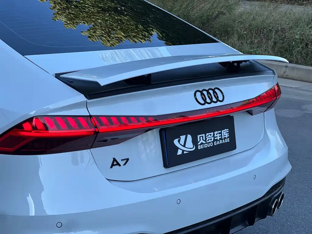 Audi A7 — фото 9