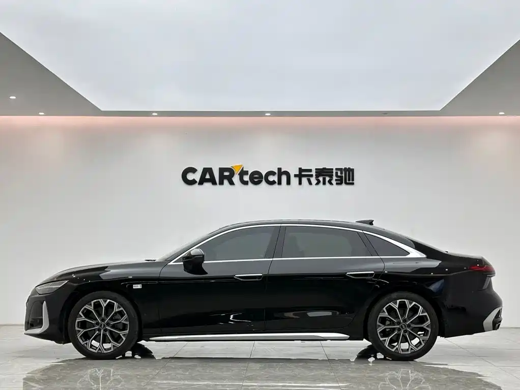 Audi A6L — фото 2