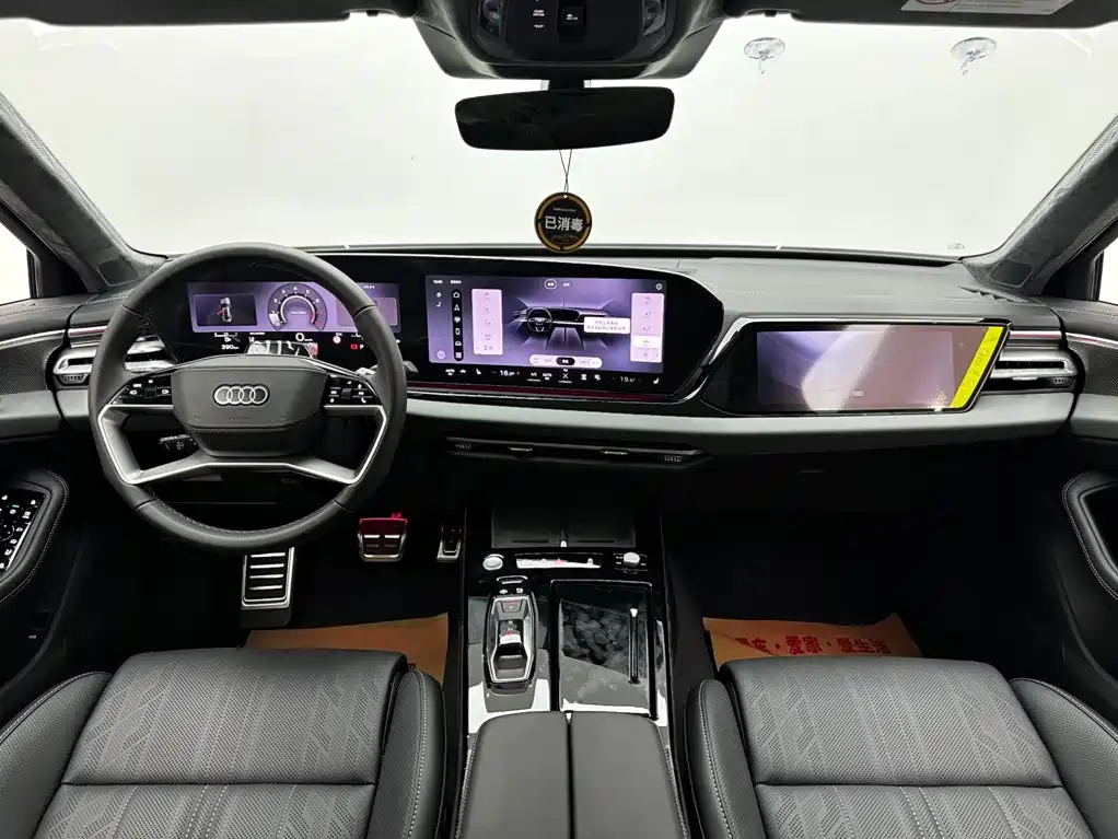 Audi A6L — фото 10