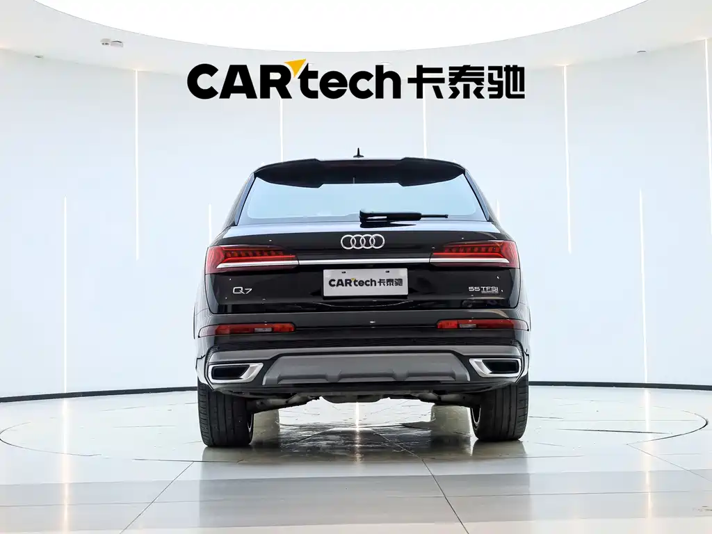 Audi Q7 — фото 4