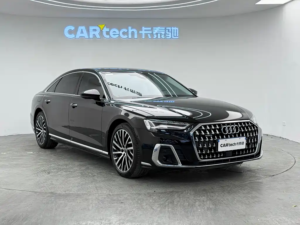 Audi A8 — фото 3