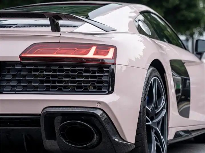Audi R8 — фото 5