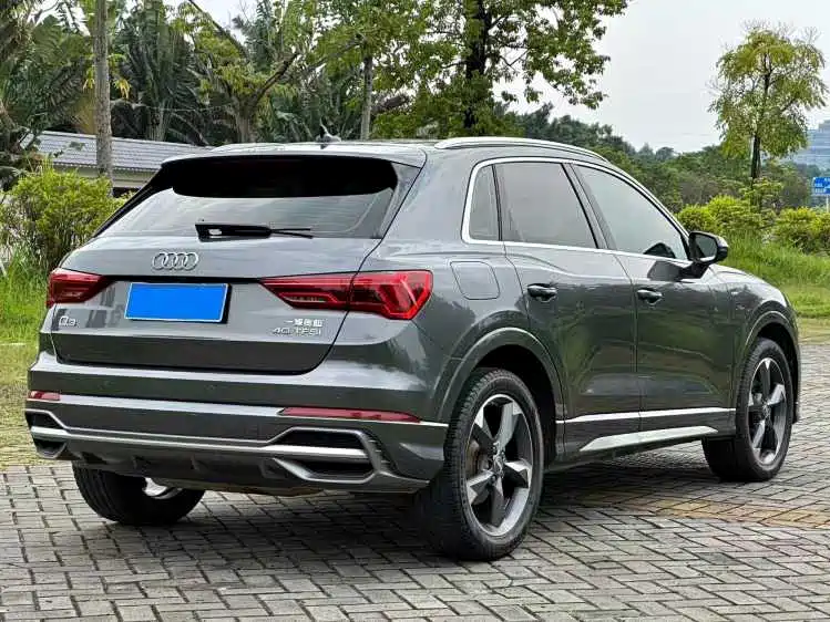 Audi Q3 — фото 6