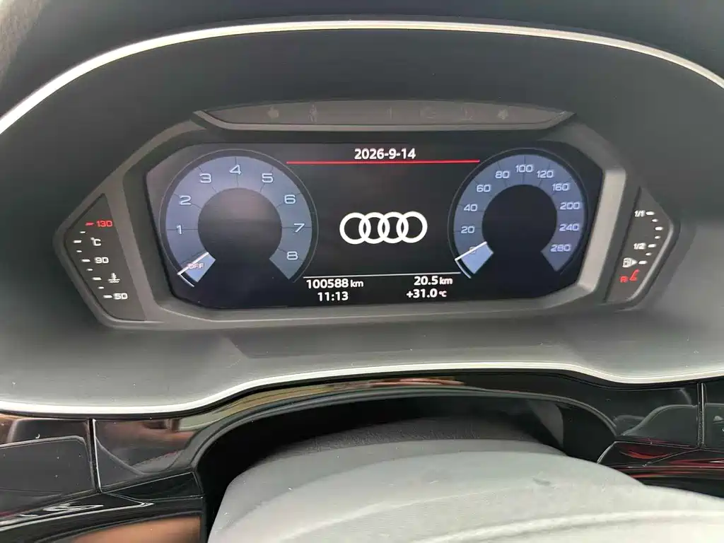 Audi Q3 — фото 10