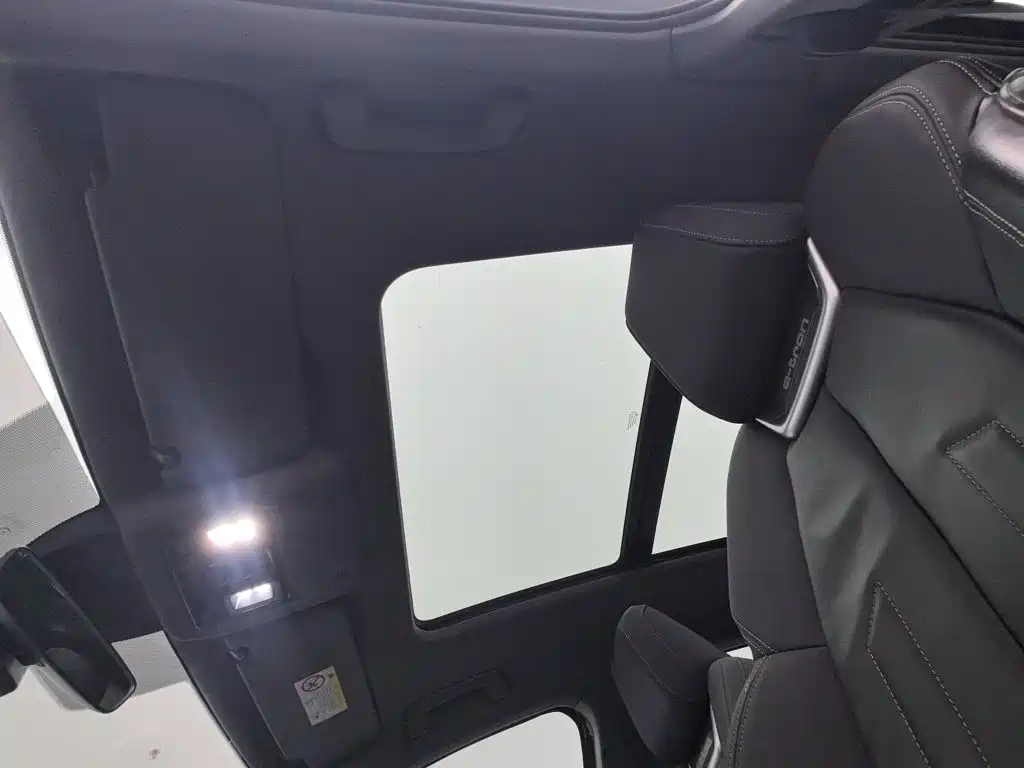 Audi Q4 e-tron — фото 14