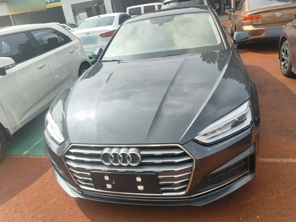 Audi A5 (Import) — фото 2