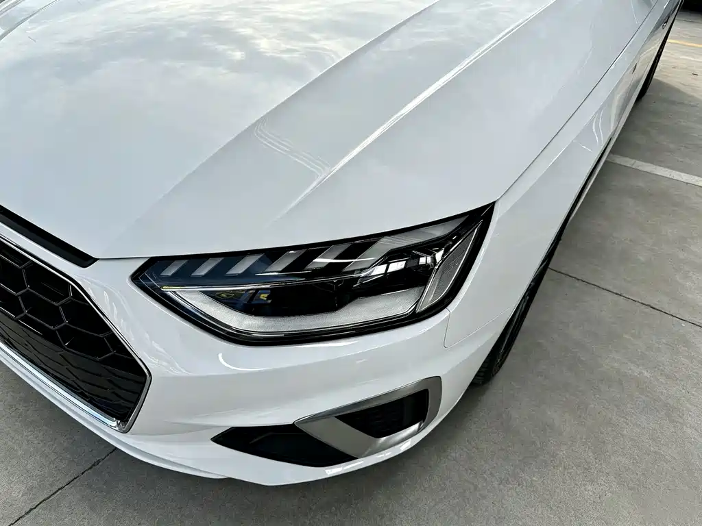 Audi A4L — фото 4