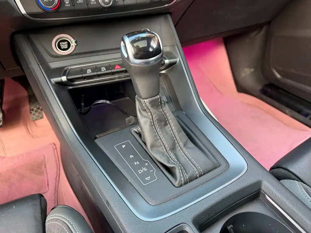 Audi Q3 Sportback — фото 9