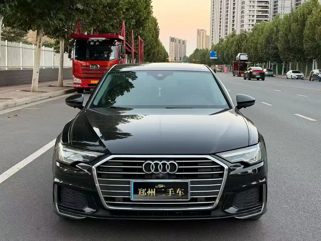 Audi A6L — фото 2