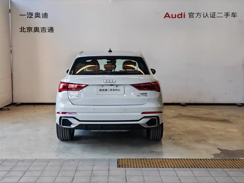 Audi Q3 — фото 24