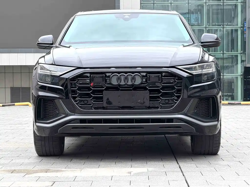 Audi Q8 — фото 2