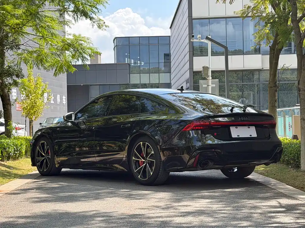 Audi A7 — фото 4