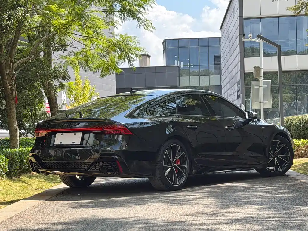 Audi A7 — фото 6