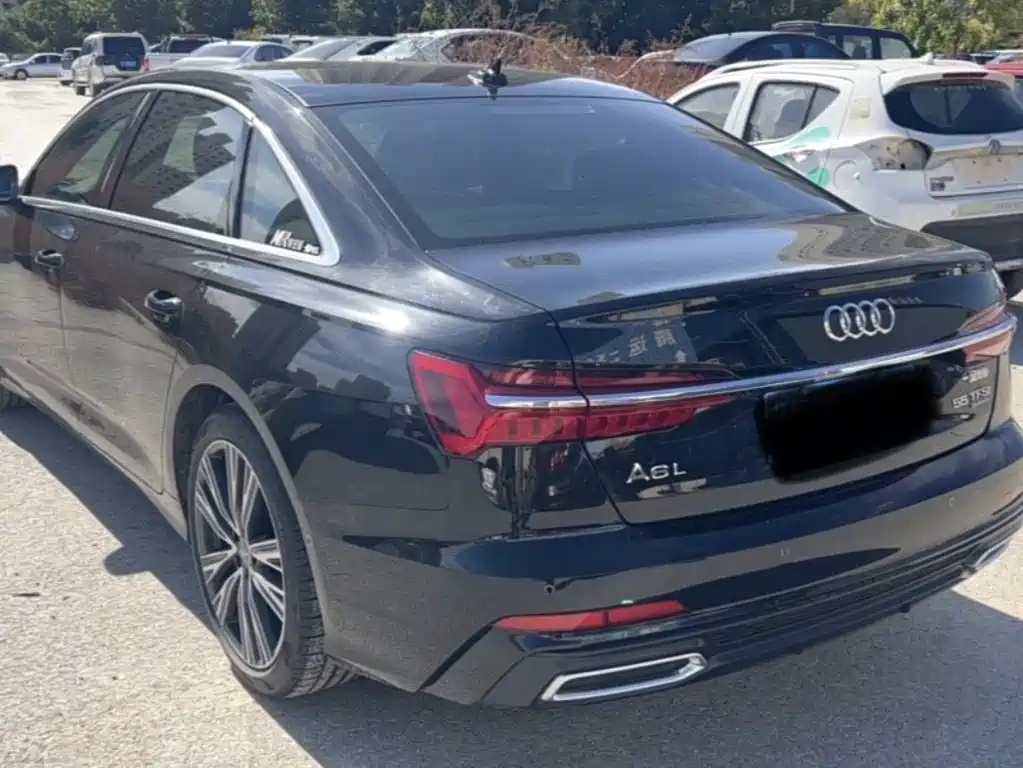 Audi A6L — фото 5