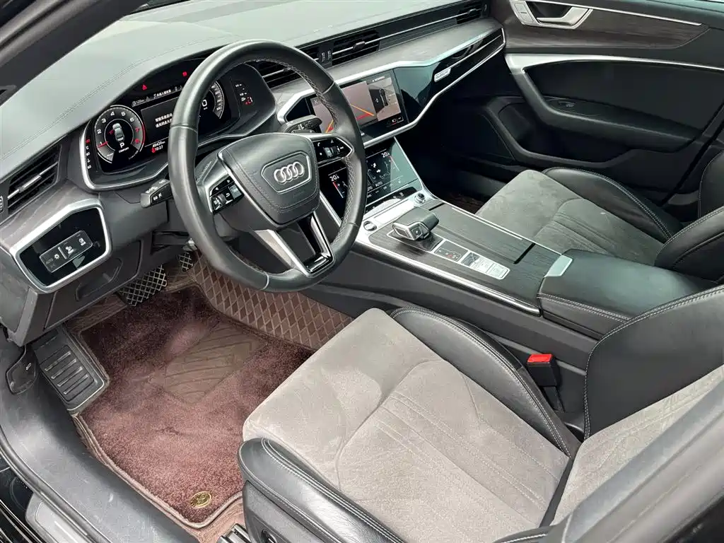 Audi A6L — фото 8