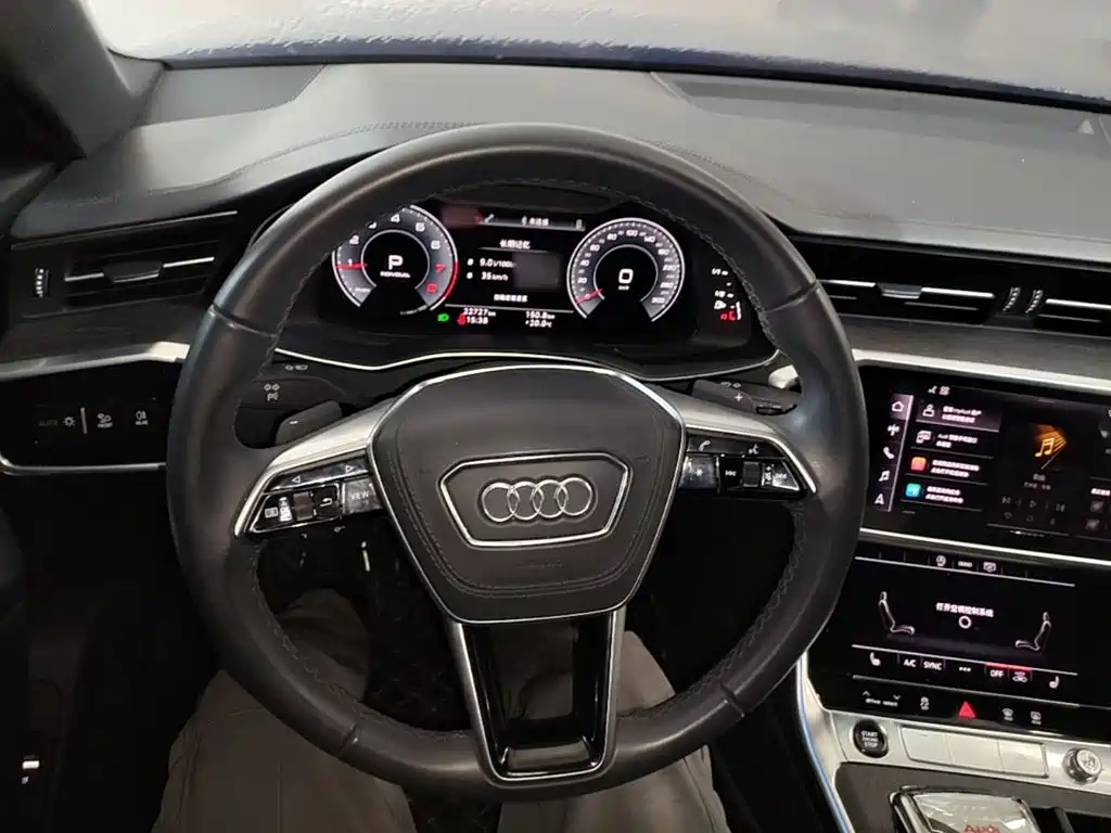Audi A6L — фото 10