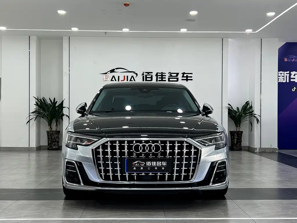 Audi A8 — фото 2