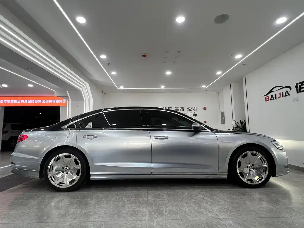 Audi A8 — фото 4