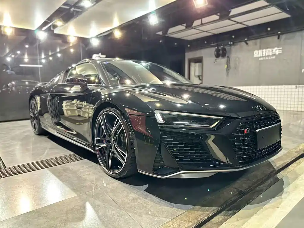 Audi R8 — фото 3