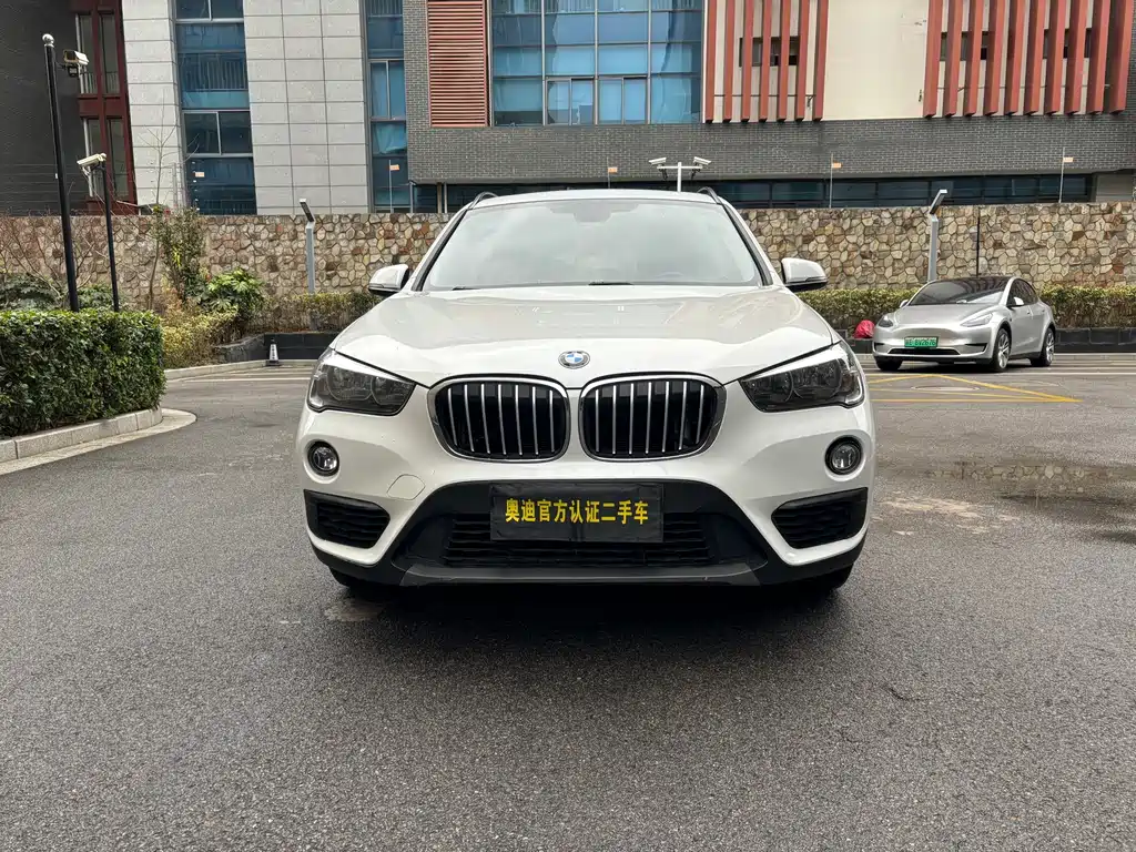 BMW X1 — фото 2
