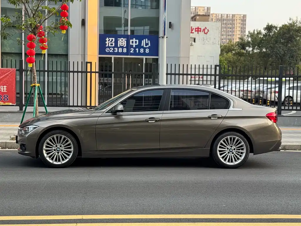 BMW 3 Series — фото 14