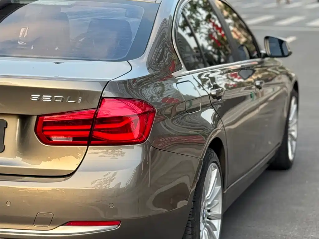 BMW 3 Series — фото 15