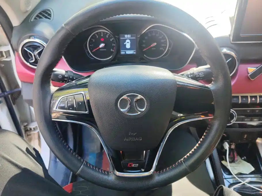 BAIC Senova X35 — фото 15