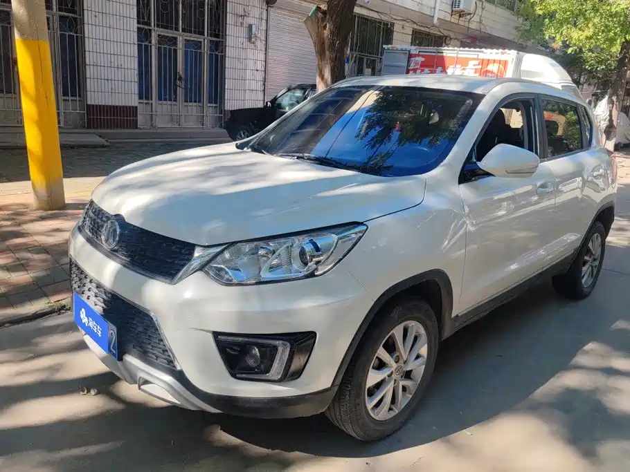 BAIC Senova X35 — фото 1