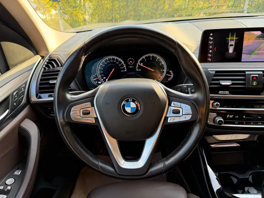 BMW X3 — фото 20