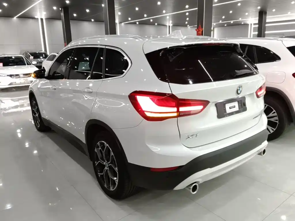 BMW X1 — фото 4