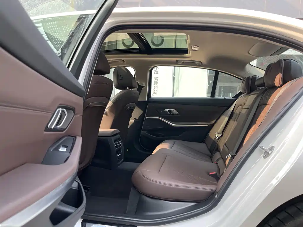 BMW 3 Series — фото 11