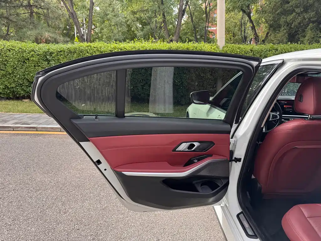 BMW i3 — фото 13