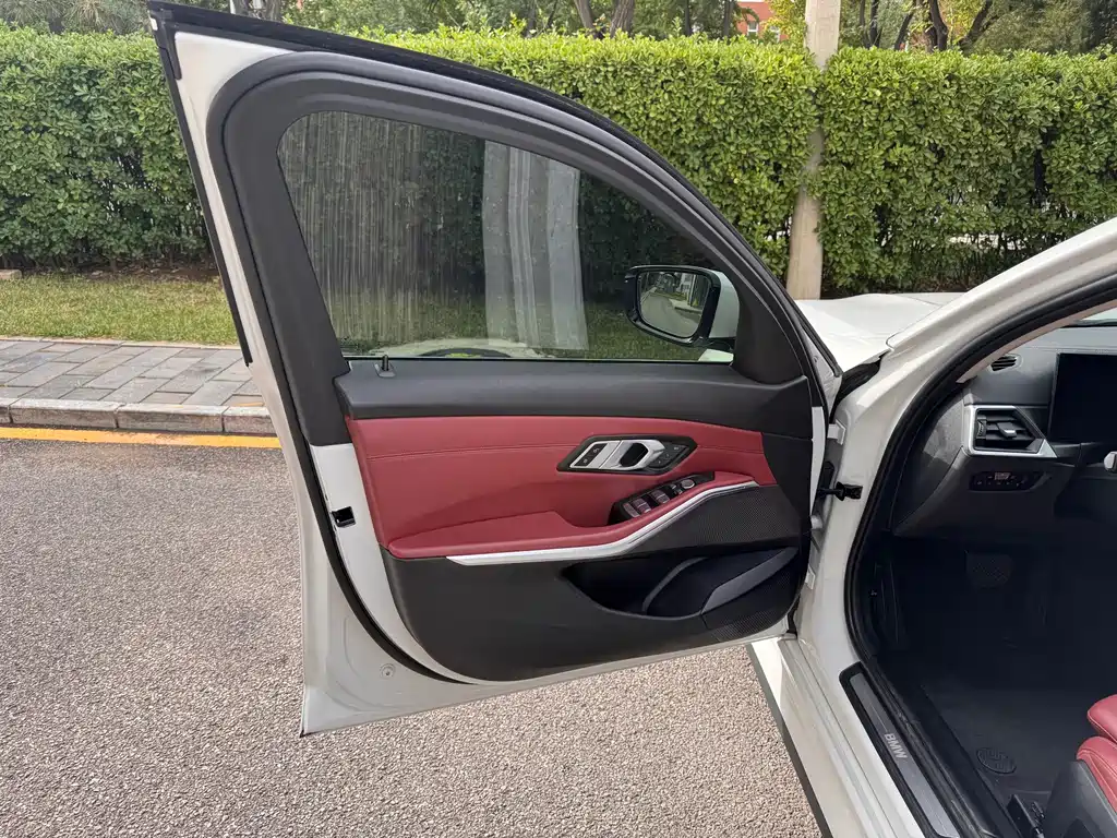 BMW i3 — фото 5