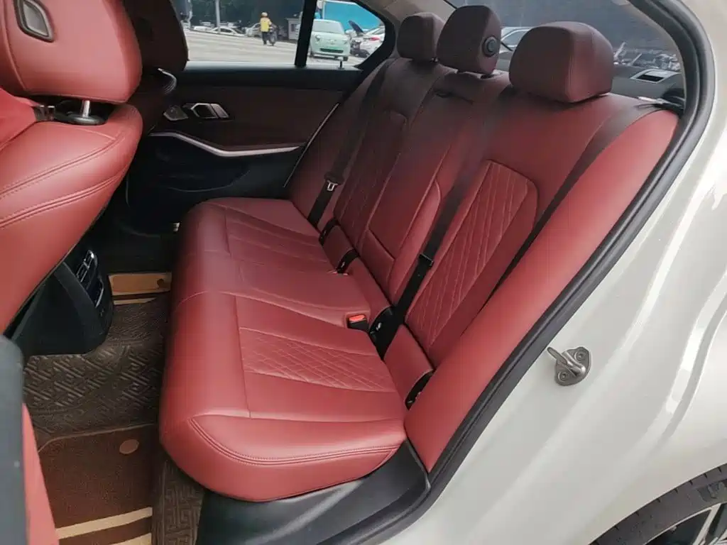 BMW 3 Series — фото 16