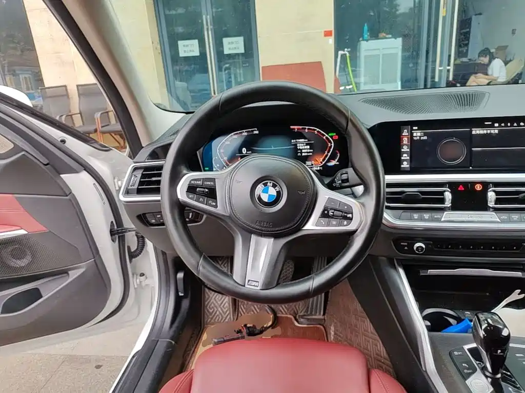 BMW 3 Series — фото 10