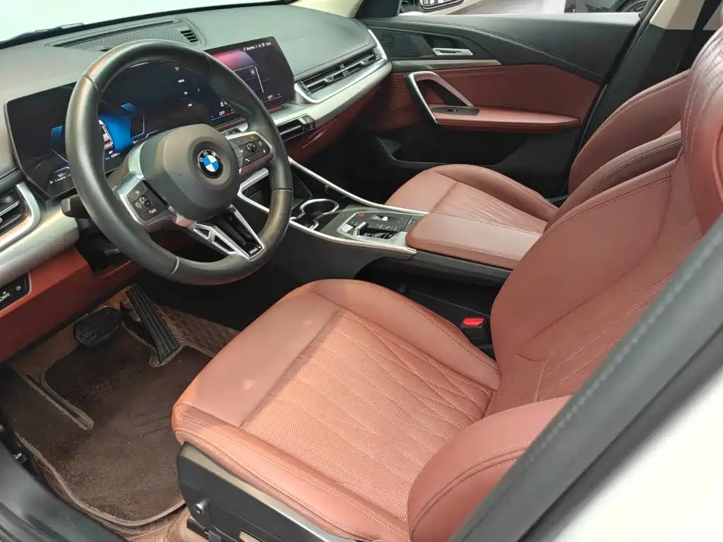 BMW X1 — фото 14
