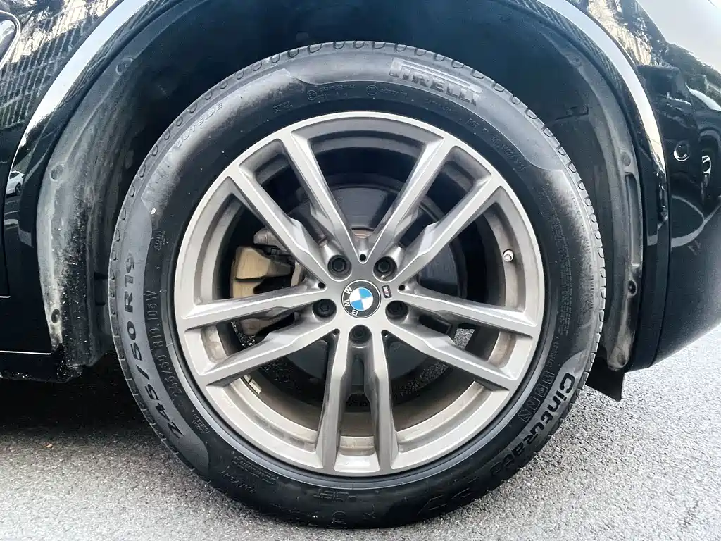 BMW X3 — фото 25